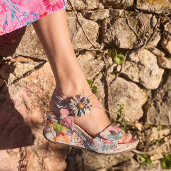 SANDALIA ROSA ESTAMPADA - Imagen 3