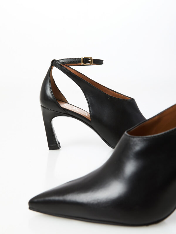 ZAPATO TACÓN COLOR NEGRO - Imagen 4