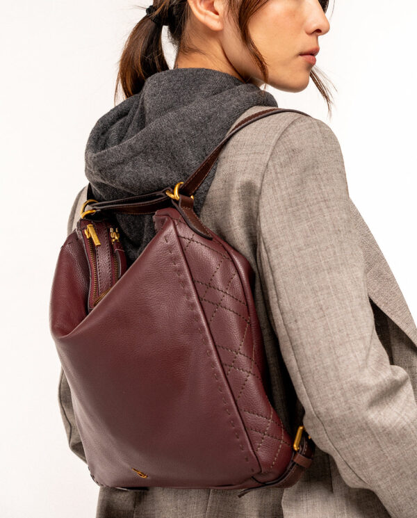 BOLSO MULTIFUNCIONAL EN PIEL BURDEOS - Imagen 2