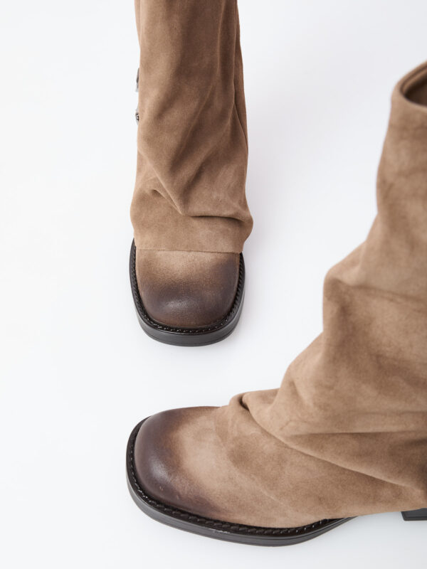 BOTA DE ANTE CEPILLADO TAUPE - Imagen 3