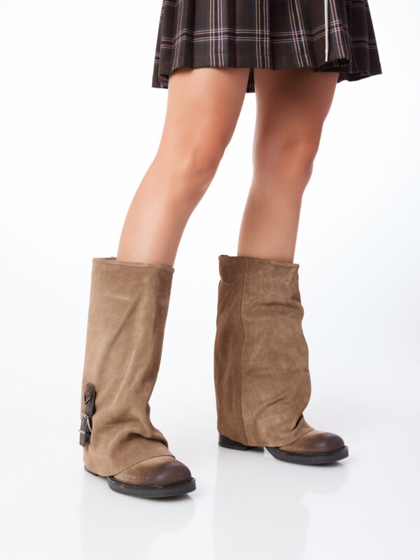 BOTA DE ANTE CEPILLADO TAUPE - Imagen 2